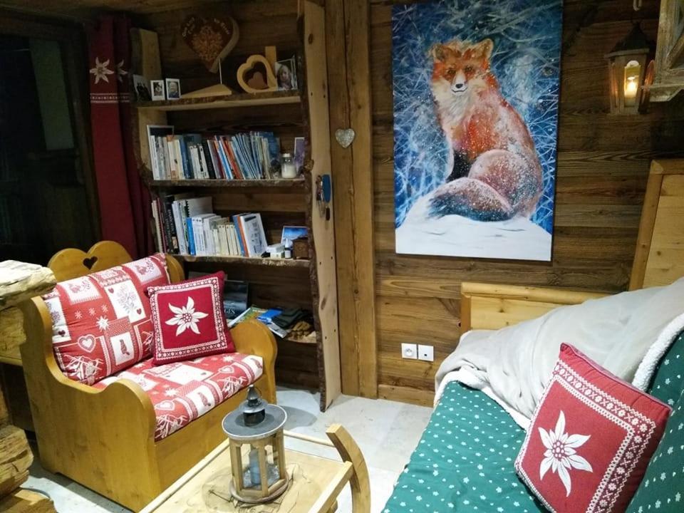 شقة Le Refuge Du Poete Saint-François-de-Sales المظهر الخارجي الصورة